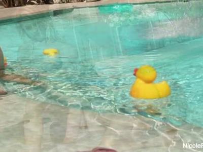 Alix Lynx y Nicole Aniston