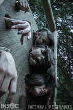Torturando a Keira Croft, Luna Lovely y Lydia Black, foto 7